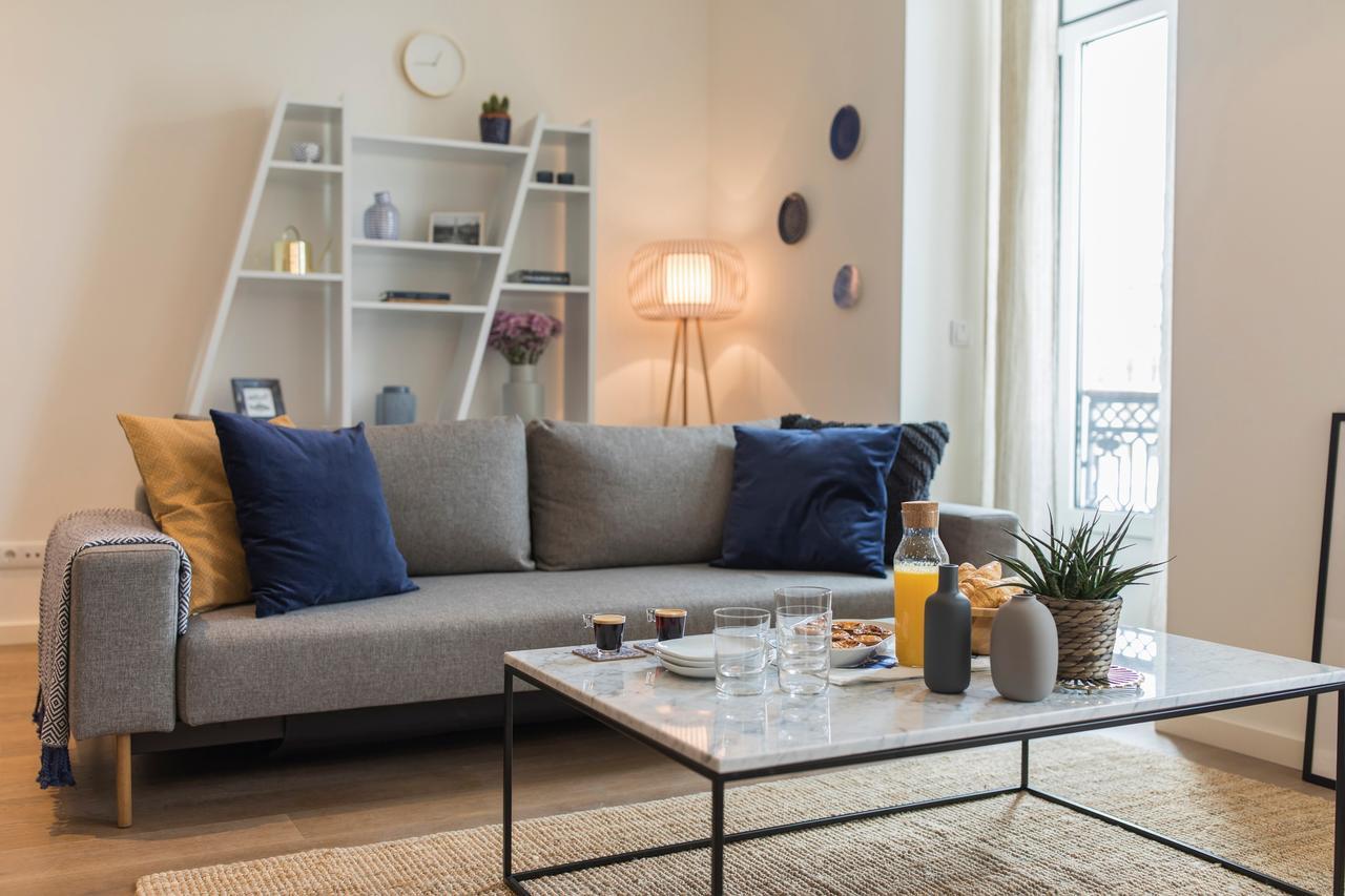Urban Chic Apartment In The Heart Of Historic Lisbon Luaran gambar