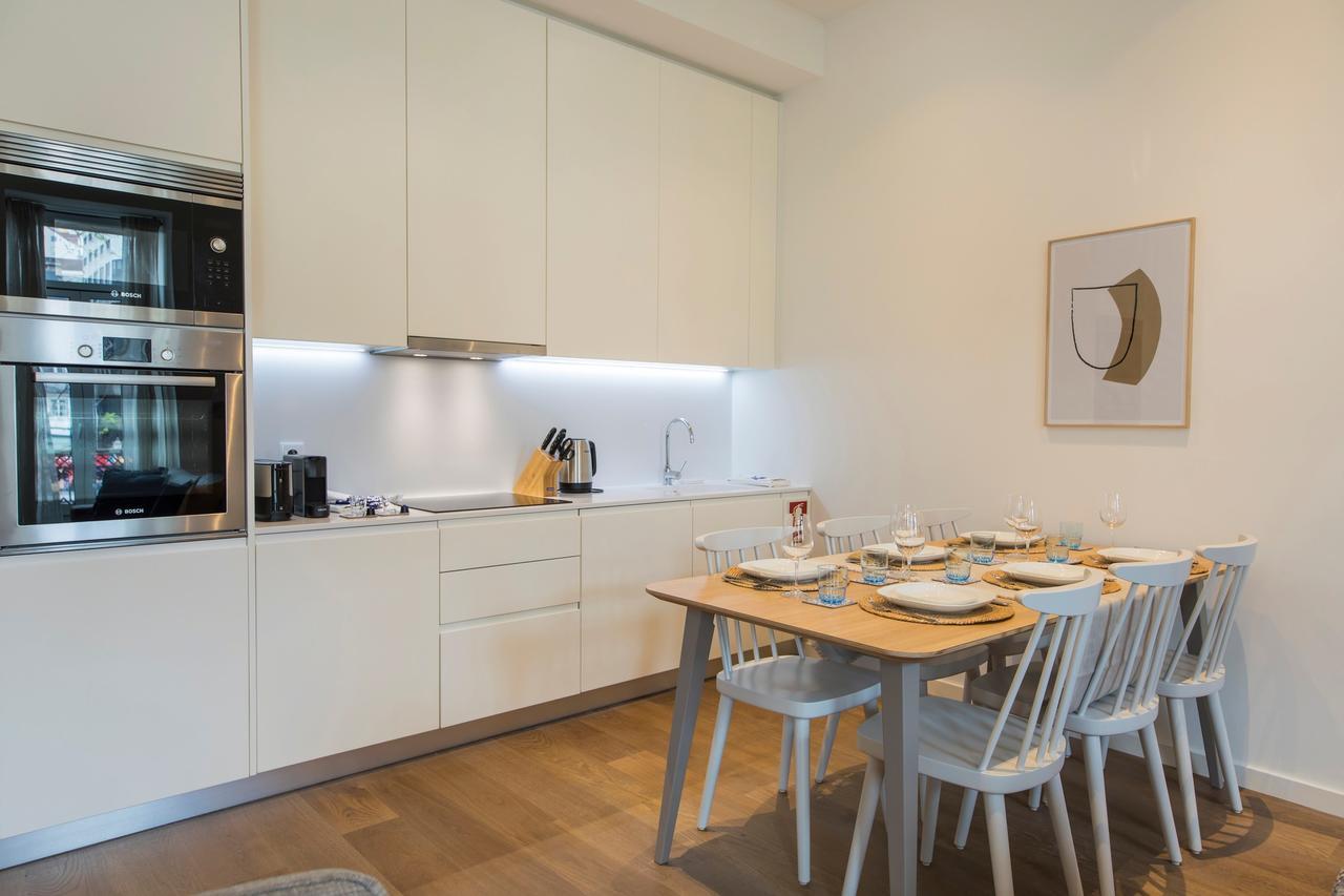 Urban Chic Apartment In The Heart Of Historic Lisbon Luaran gambar