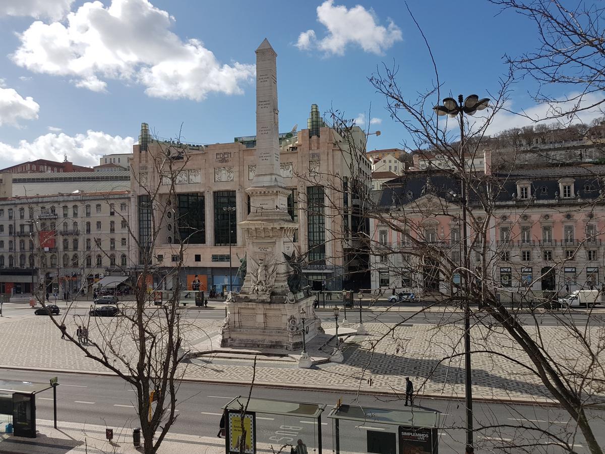 Urban Chic Apartment In The Heart Of Historic Lisbon Luaran gambar