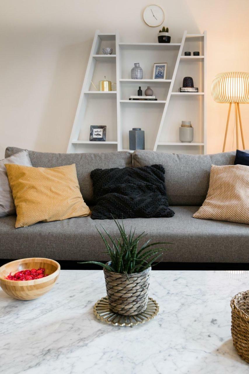 Urban Chic Apartment In The Heart Of Historic Lisbon Luaran gambar